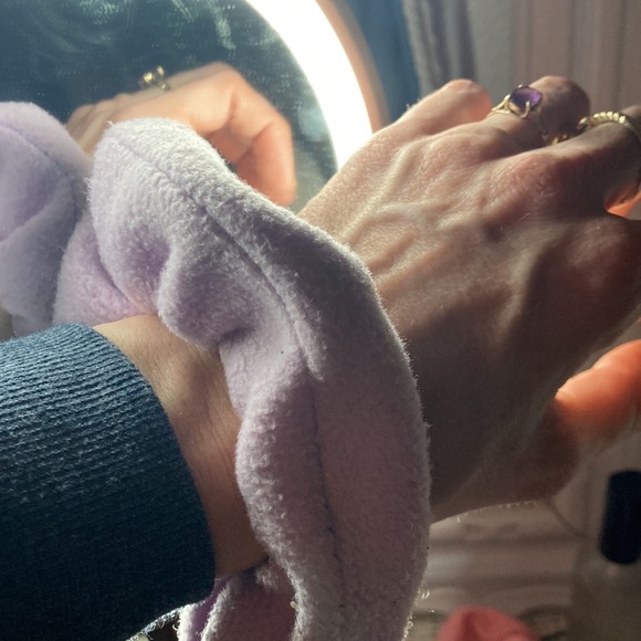 Peel free fleece purple scrunching - Picture 4 of 4